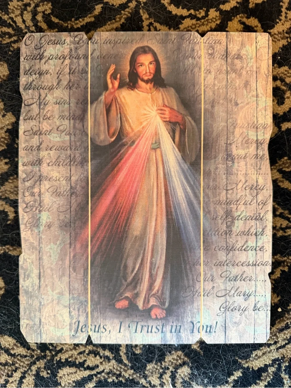 Vintage Divine Mercy Jesus Wall Art - Soft Neutrals with Red & Blue Accents